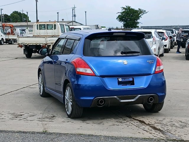 image 4